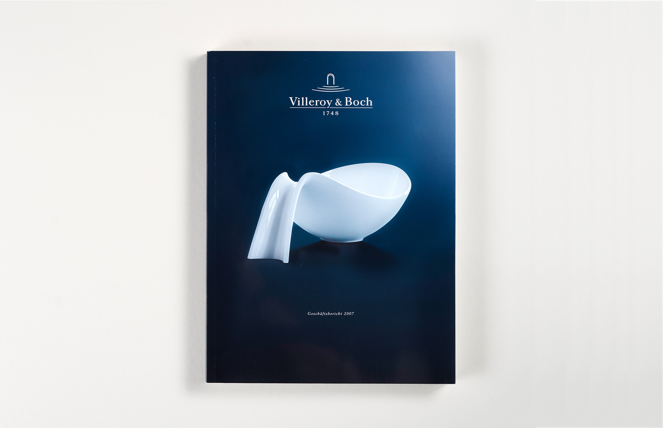 Annual Report Design, Cover vom Geschäftsbericht 2007 von Villeroy & Boch; Print Design, Typografie